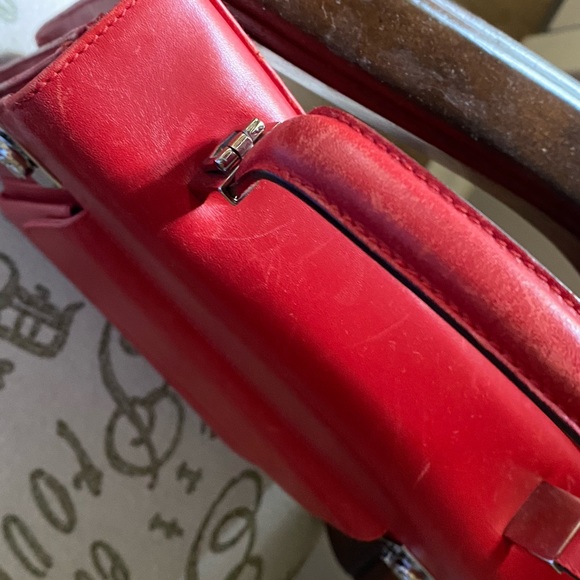 Vintage Salvatore Ferragamo red Italian leather handbag - Picture 3 of 16